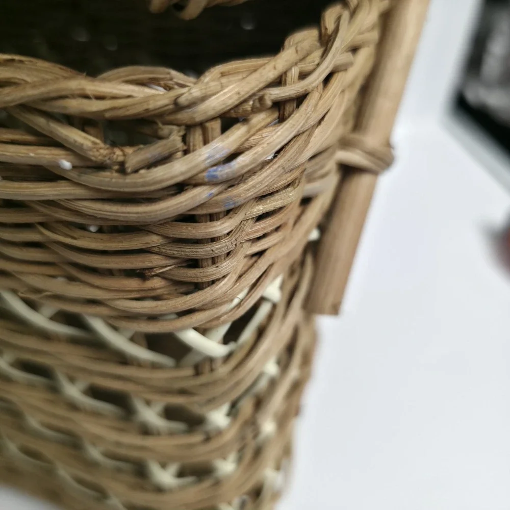 The Unbranded Brand vtg wicker